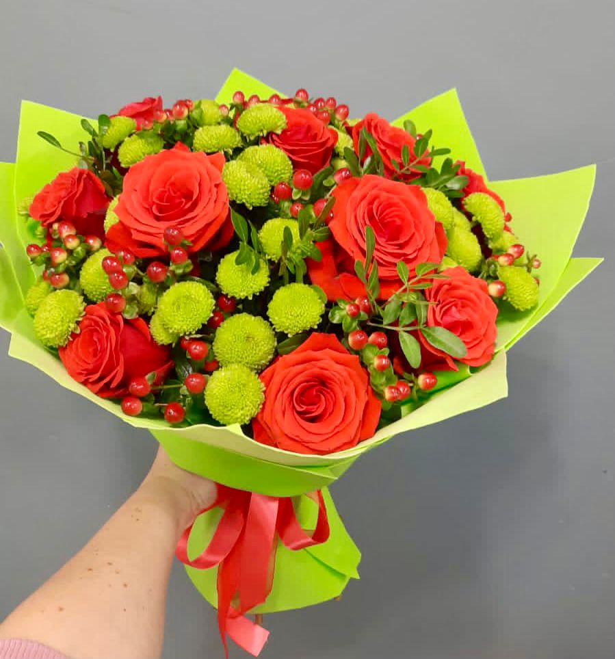 Букет цветов из: Хризантемы и Розы в Ирбите