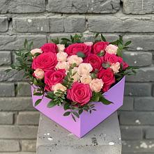Цветочная композиция из Розы в коробке в Ирбите