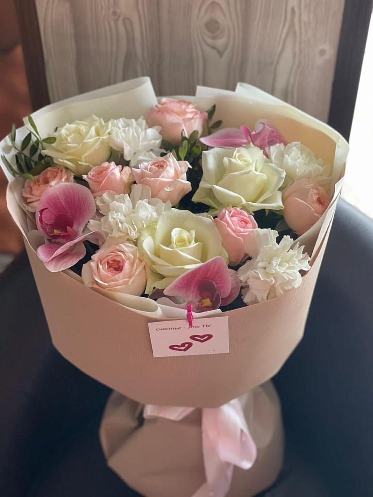 Букет цветов из: Орхидеи, Розы и Гвоздики в Ирбите