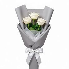 Букет 3 белые розы в Ирбите