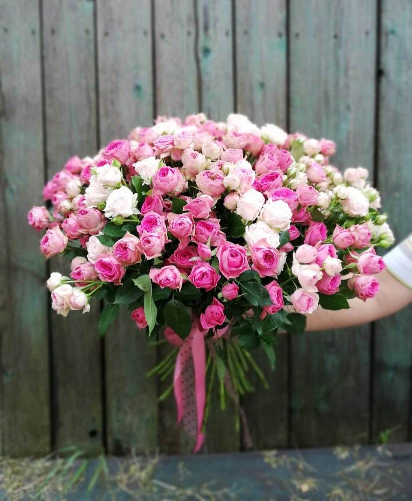 Букет Розовые кустовые розы Натали и Лав Лидия в Ирбите