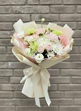 Букет цветов из:  Гвоздики, Розы, Лизиантусы и Хризантемы в Ирбите