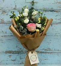 Букет цветов из:  Розы и Лизиантусы в Ирбите