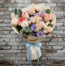 Букет цветов из:  Розы, Лизиантусы и Гвоздики #REPLACE_PRED# Ирбите